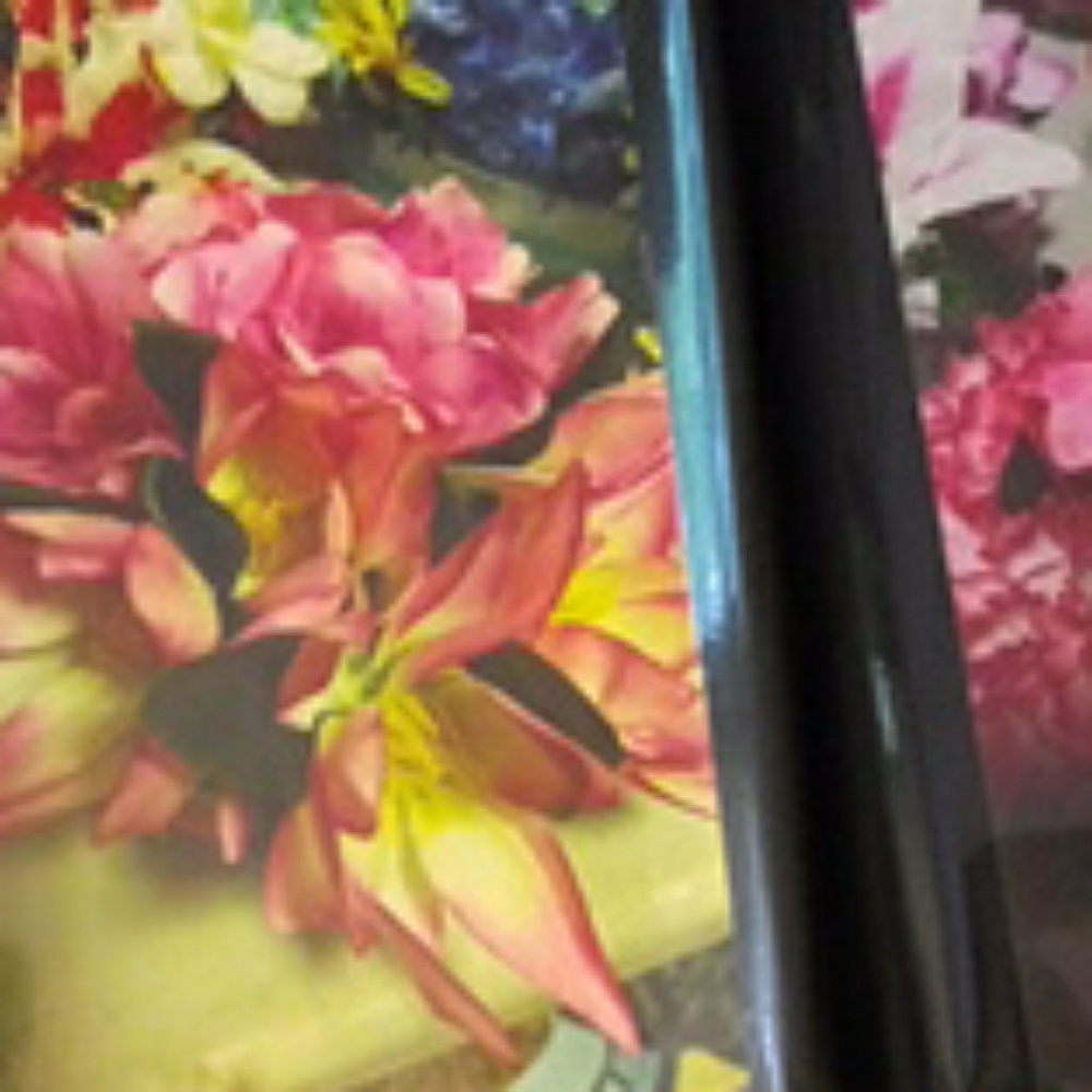 Hand made Flower Arrangements - Picture 4 of 8
